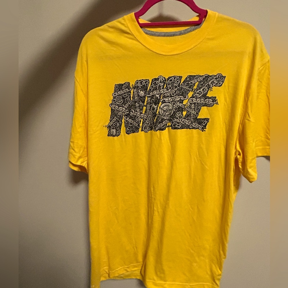 Yellow Nike Dry-Fit T-Shirt XL